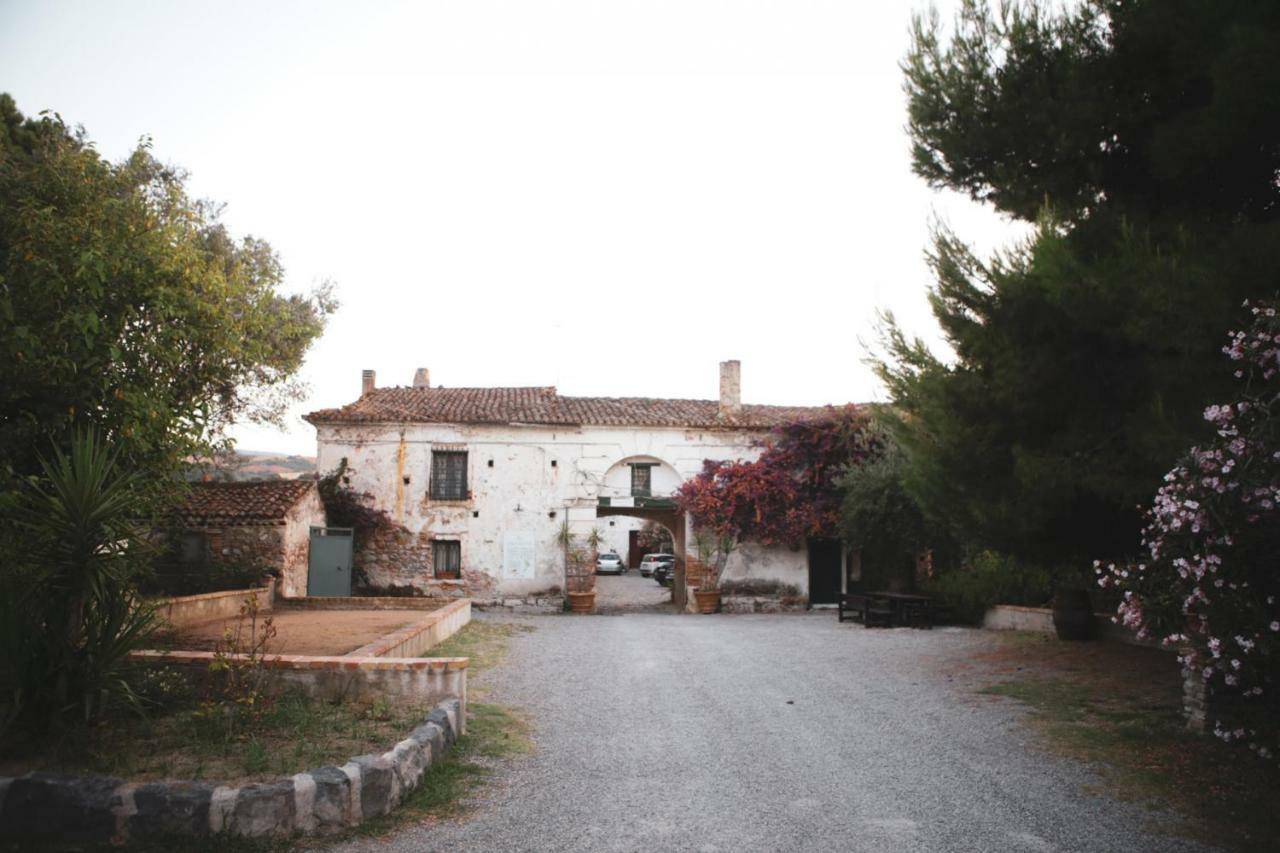 Agriturismo Giardino Di Iti Hostal Rossano Exterior foto